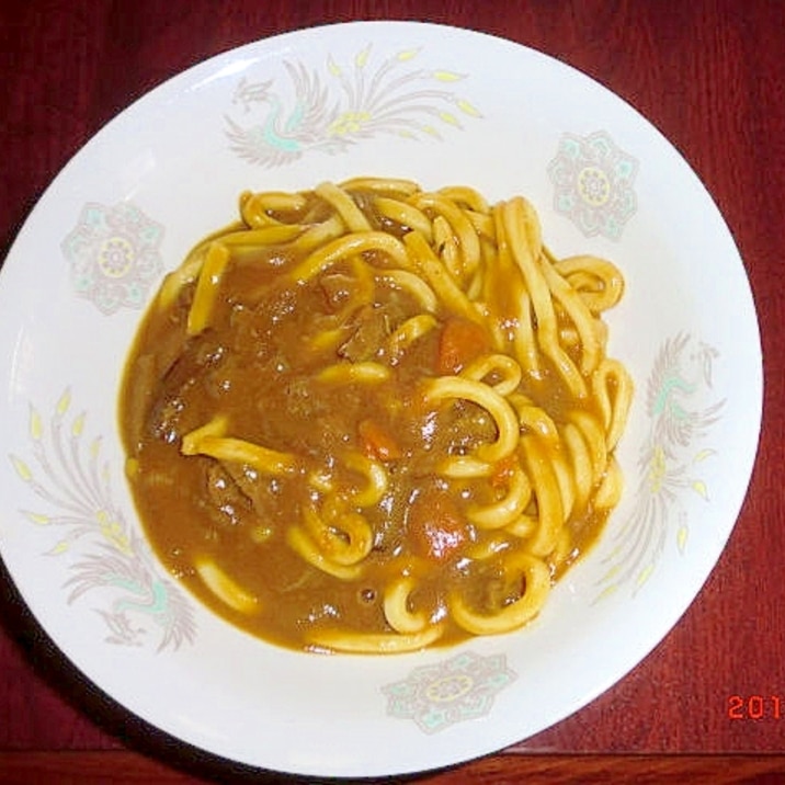 簡単で美味しい！！　残ったカレーでカレーうどん